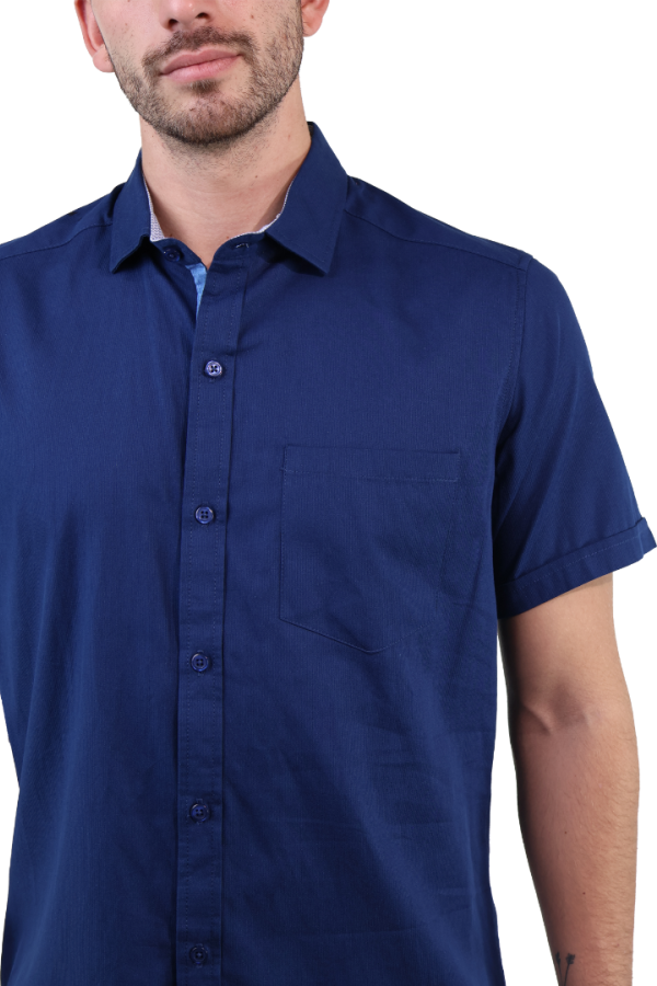 Camisa Manga Corta Con Bolsa Azul Plúmbago Slim Fit De Algodón Para Hombre